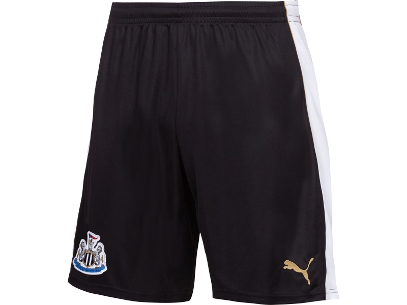 Newcastle United Puma pantalones cortos